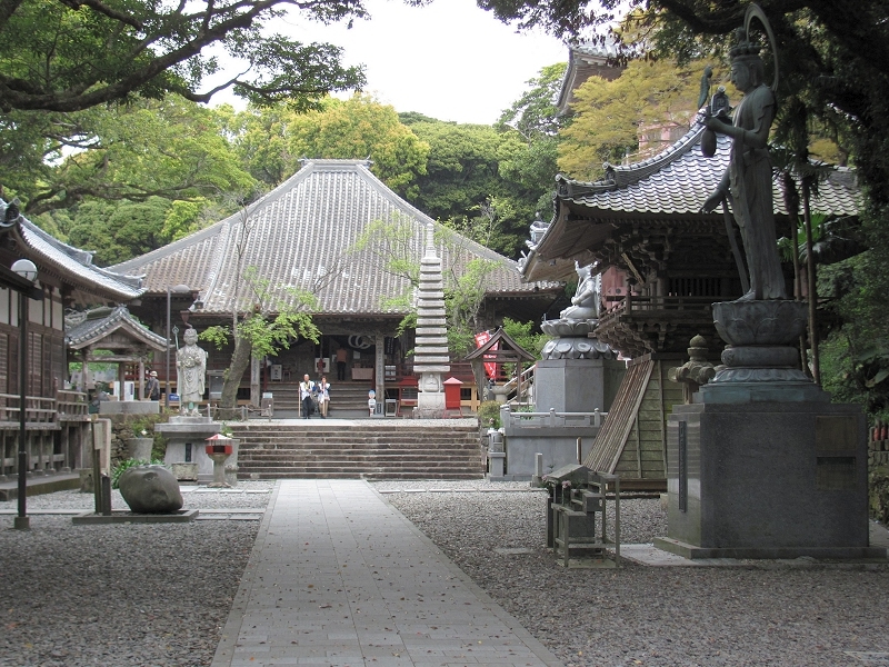 Main Hall at Hotsumisakiji