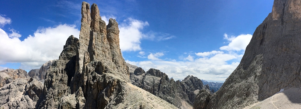 View of the Torri di Vajolet in the Rosengarten (Catinaccio) group, Dolomites, Italy