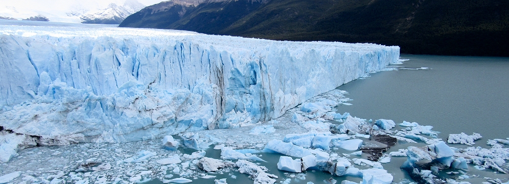 The face of the Perito Moreno Glacier west of El Calafate, Patagonia, Argentina