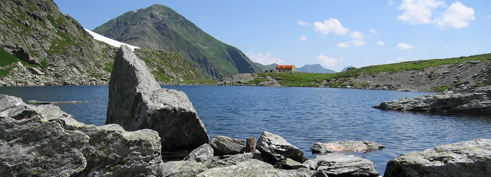 Caltun Lake, Fagaras Mountains (Transylvanian Alps), Romania